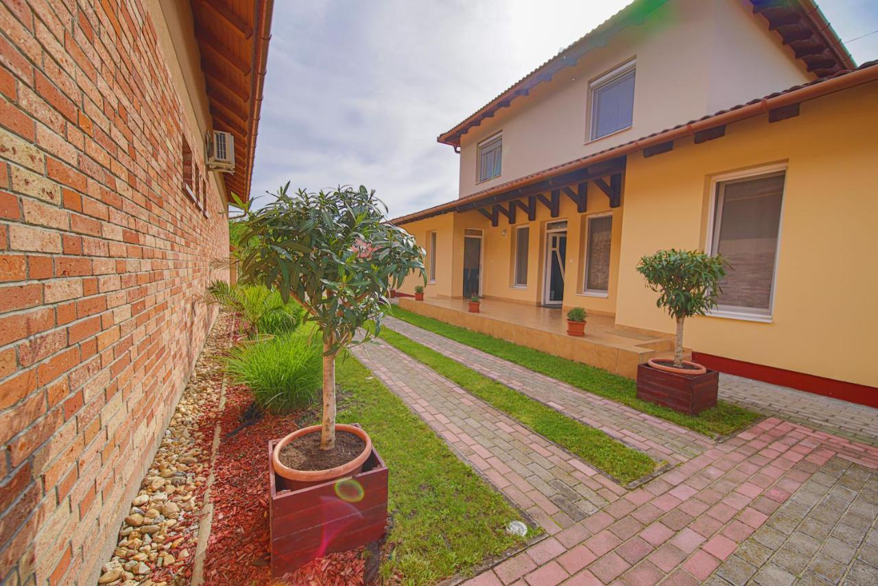 Kalvin Utcai Apartmanok Hajdúszoboszló Exteriér fotografie
